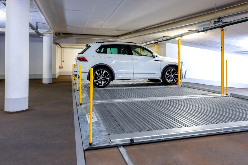 Parking Platform 601 | Pallet Shifter